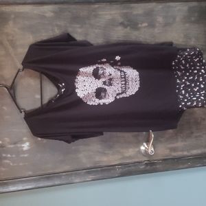 Torrid floral skull shirt